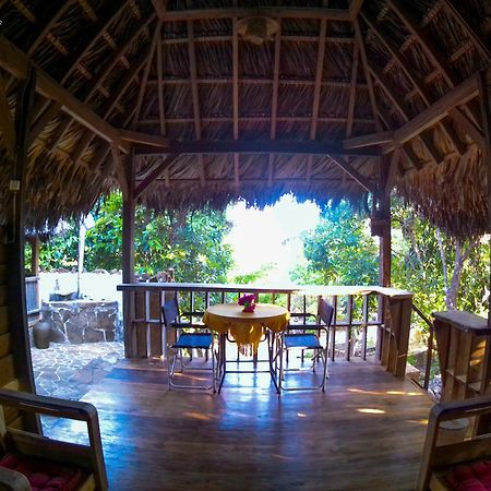 Utopia Rote Lodge Nembrala Kültér fotó