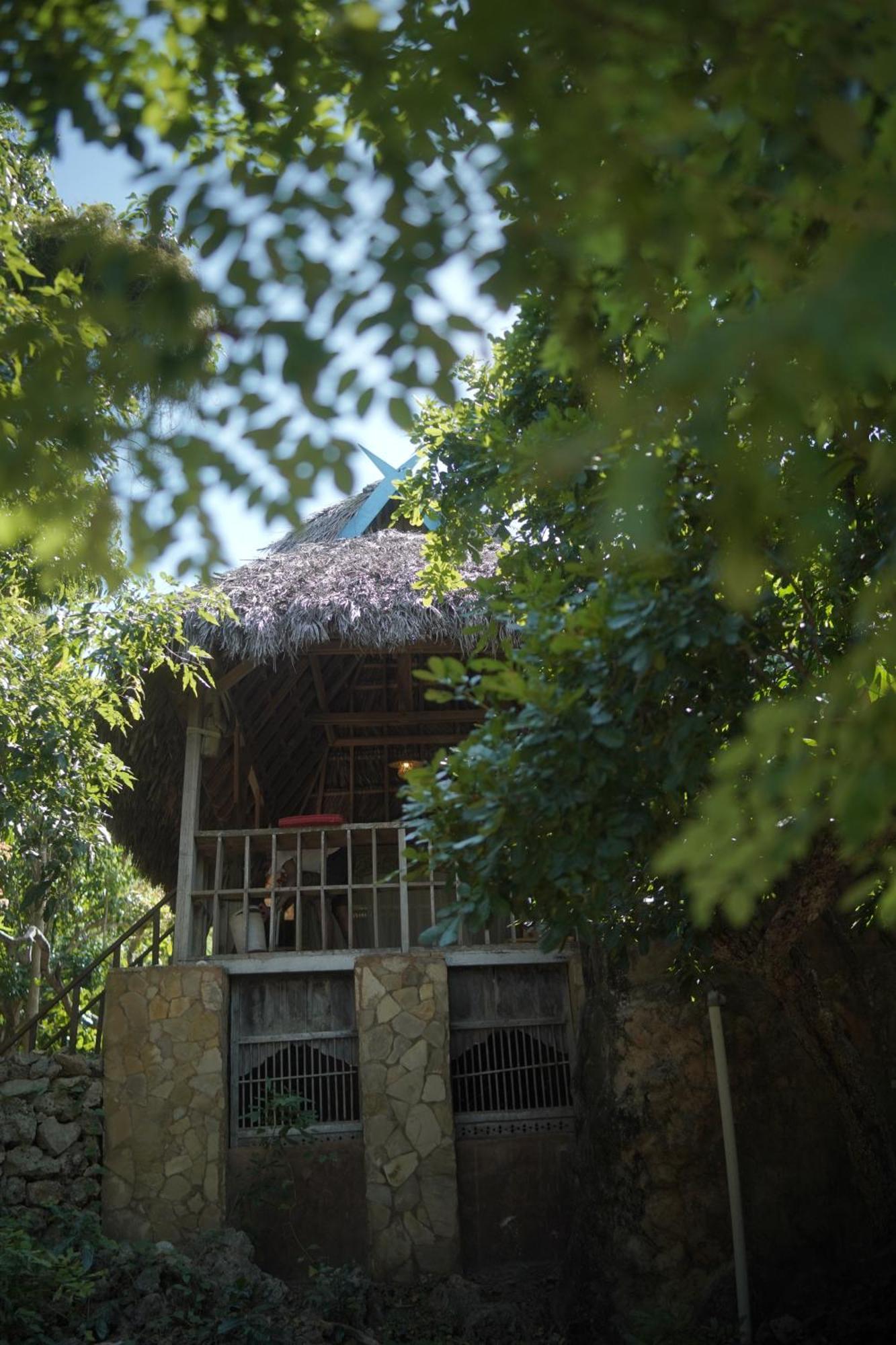 Utopia Rote Lodge Nembrala Kültér fotó