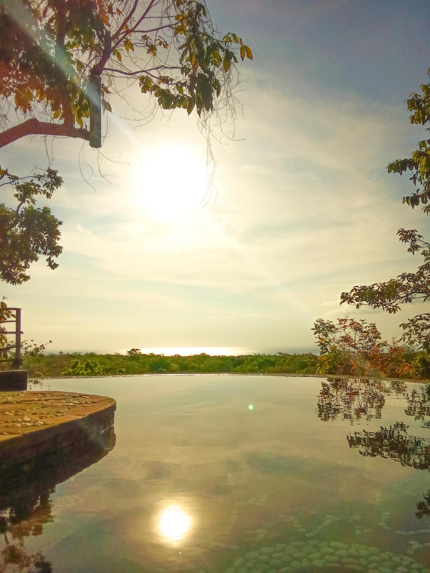 Utopia Rote Lodge Nembrala Kültér fotó