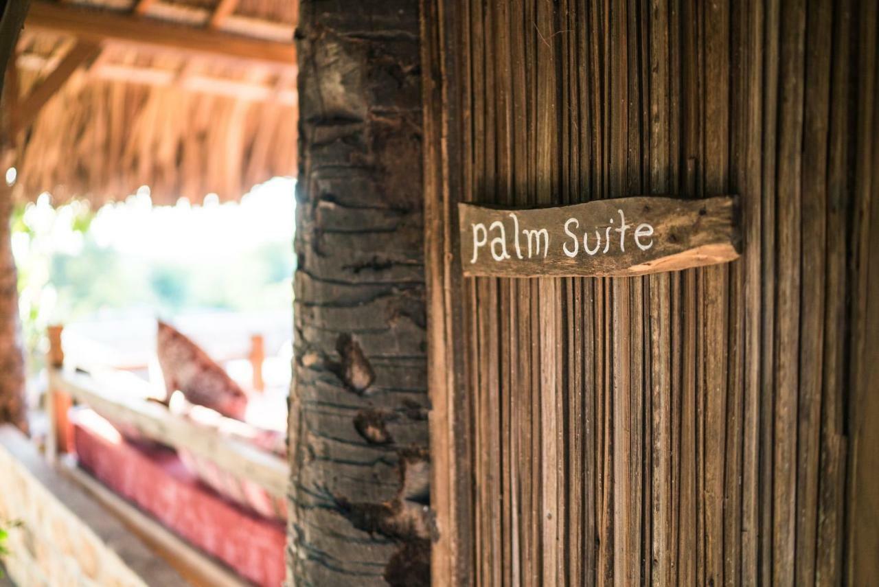 Utopia Rote Lodge Nembrala Kültér fotó